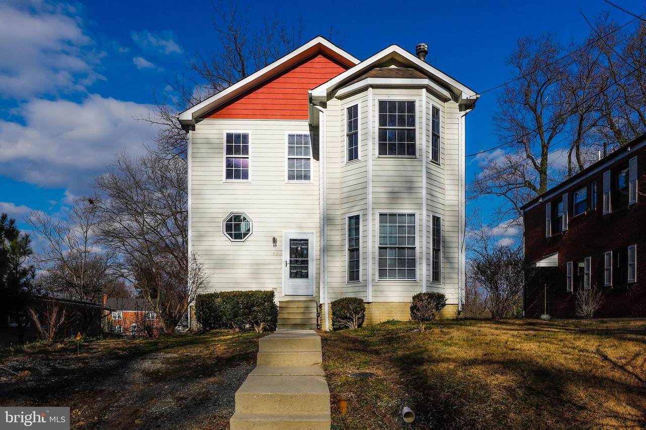 1651 1/2 38TH Street - Photo 1