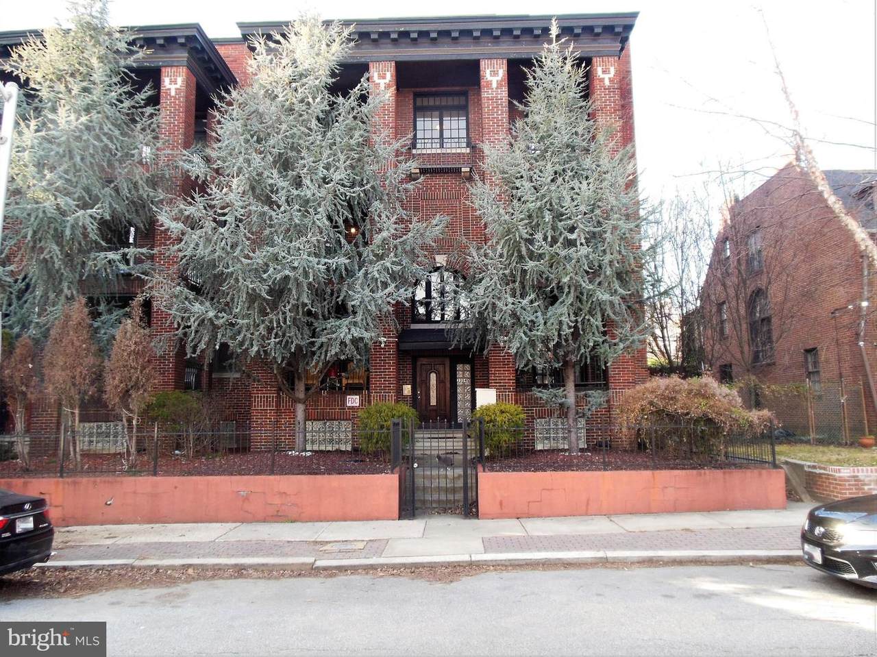 2204 Park Avenue - Photo 1