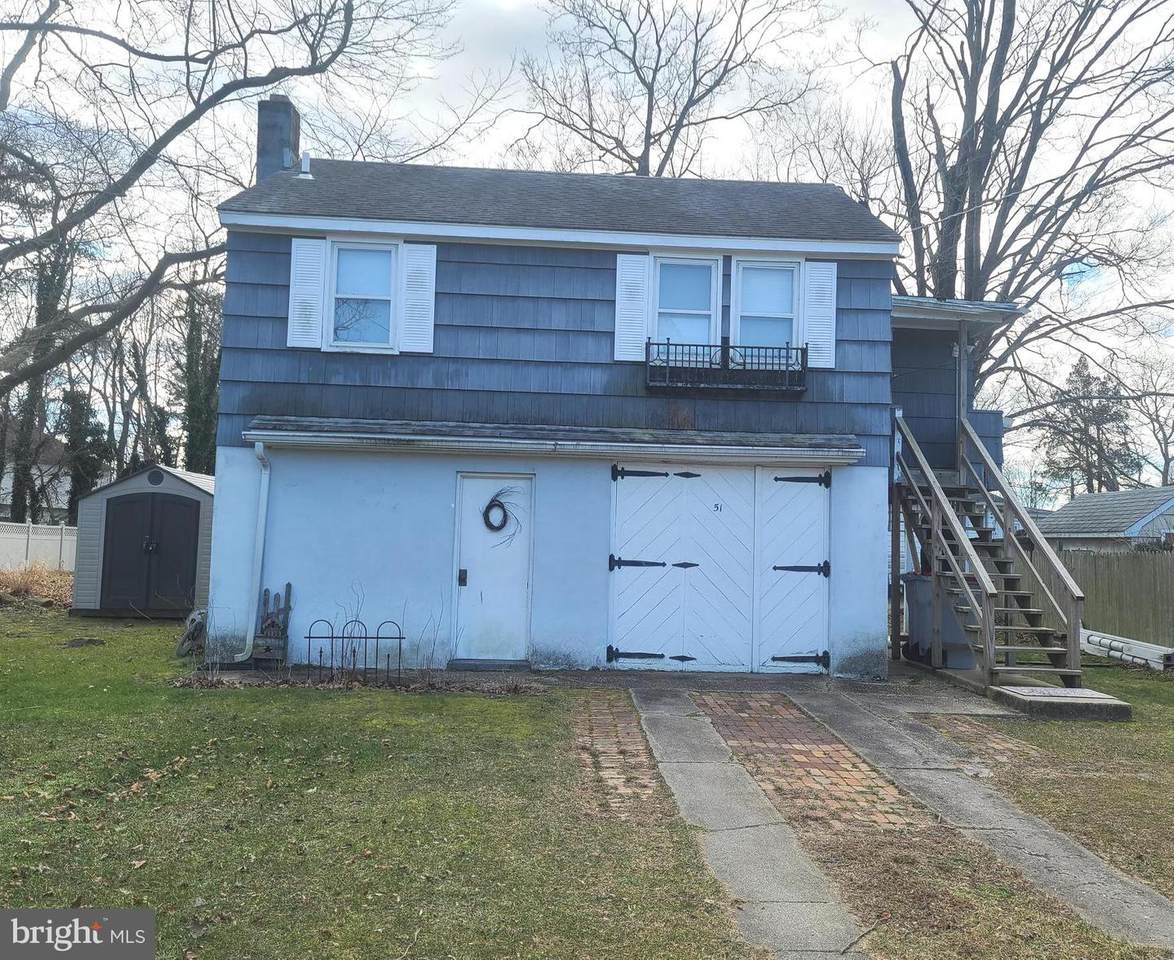 51 Osborn Avenue - Photo 1