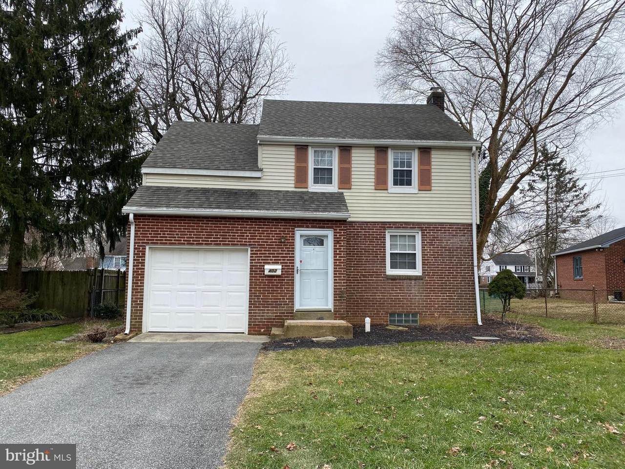 402 Cleveland Avenue - Photo 1