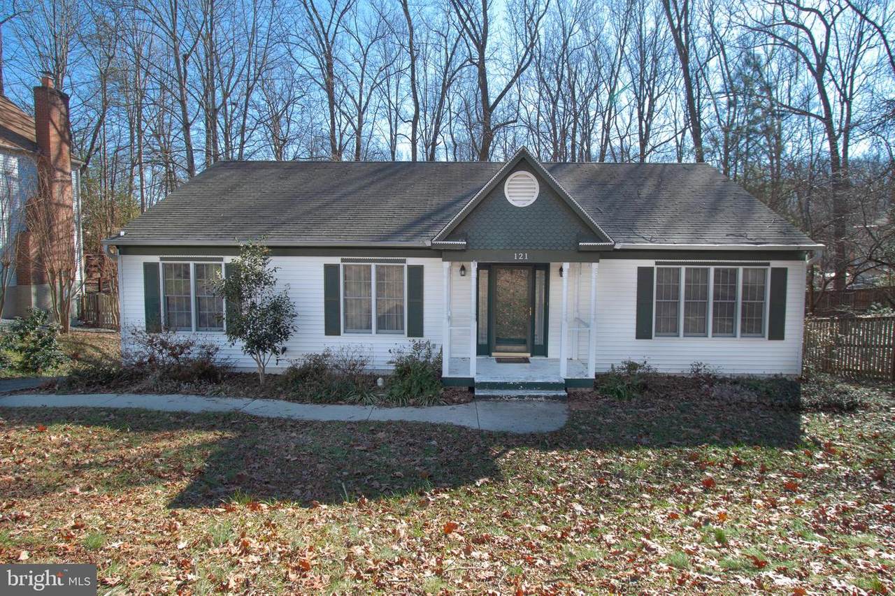 121 Columbus Cove - Photo 1
