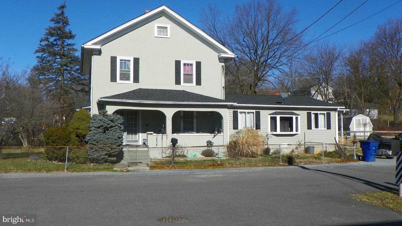 1217 Royal Avenue - Photo 1