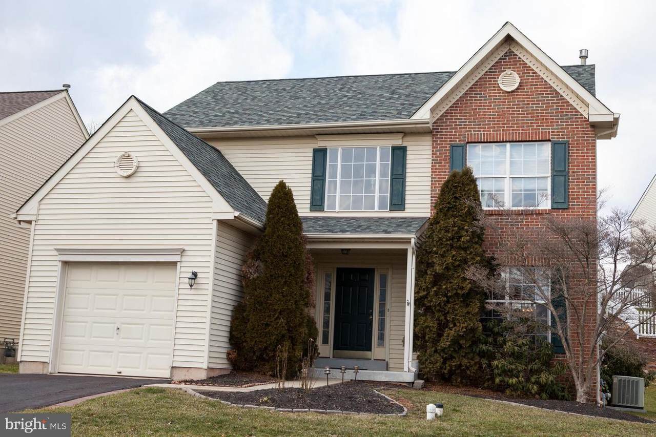 929 Hamilton Road - Photo 1