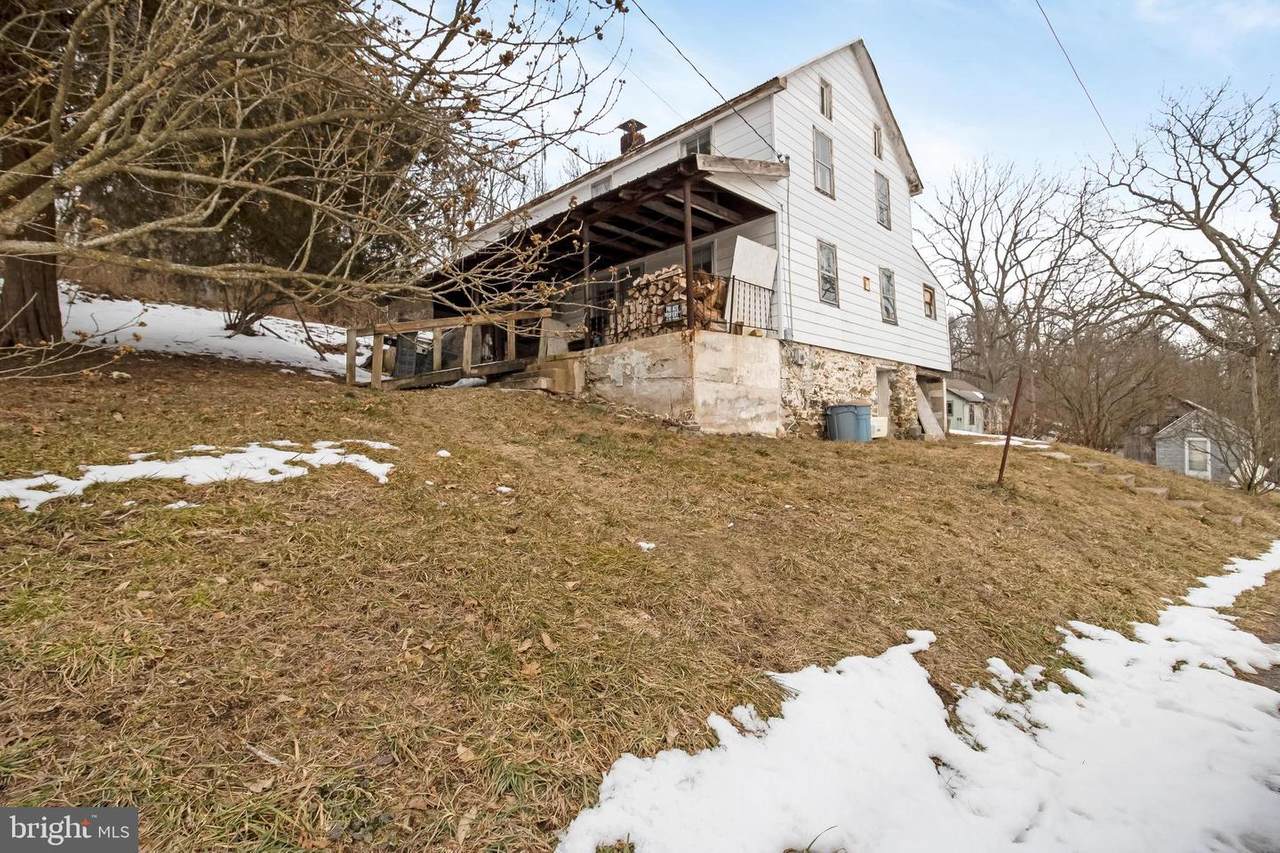3815 Back Woods Road - Photo 1