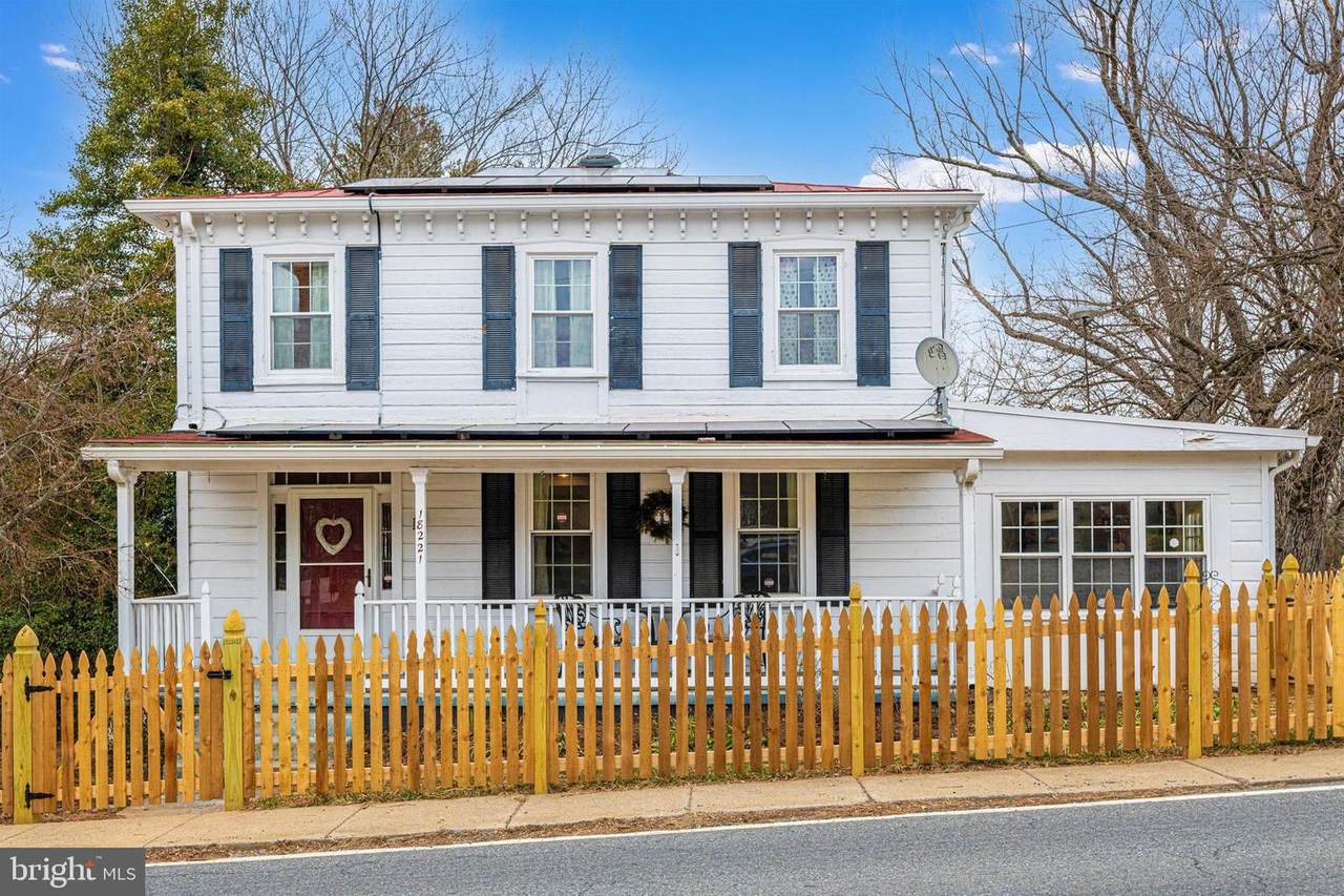 18221 Barnesville Road - Photo 1