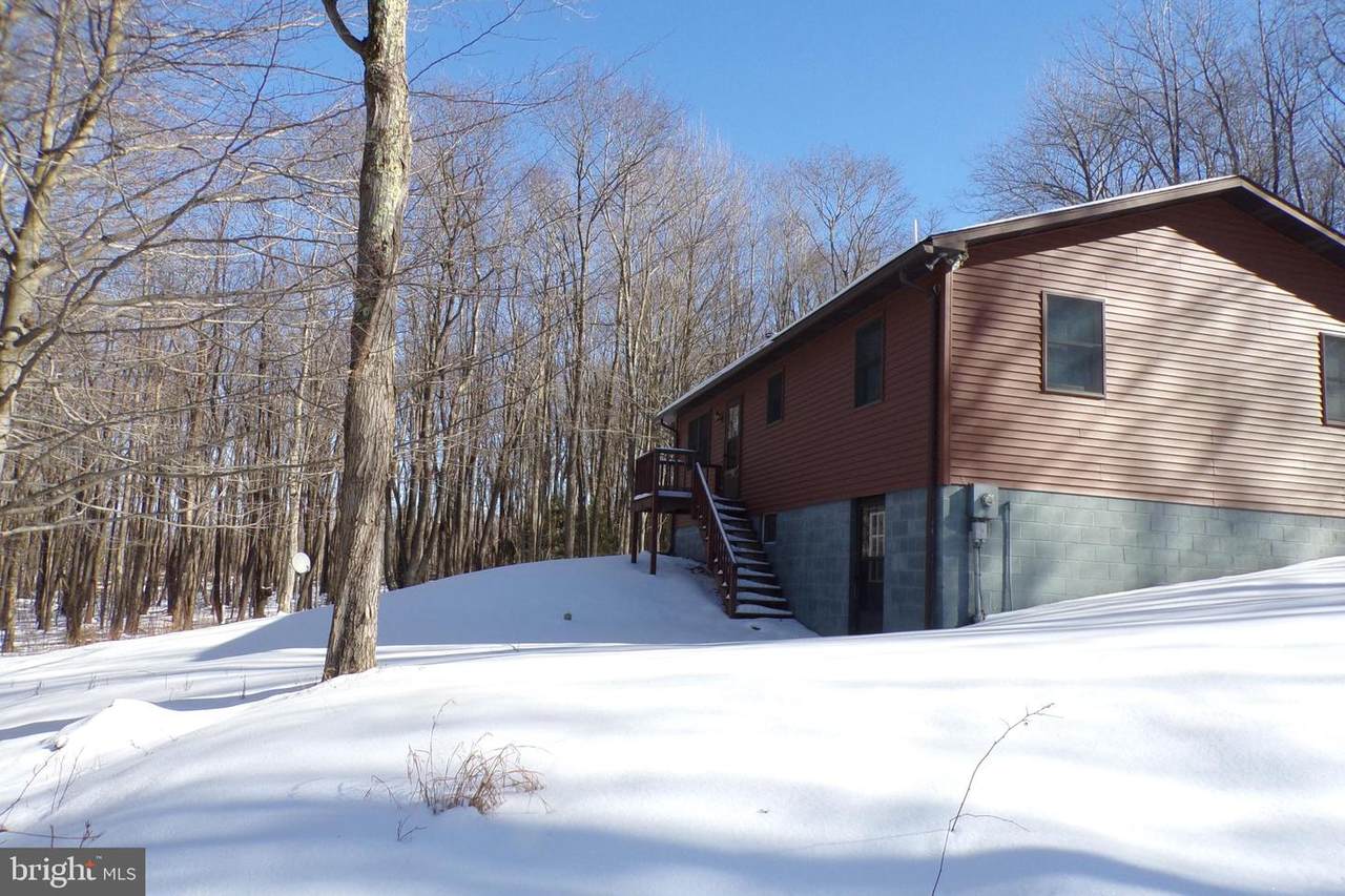 215 Laurel Wood Drive - Photo 1