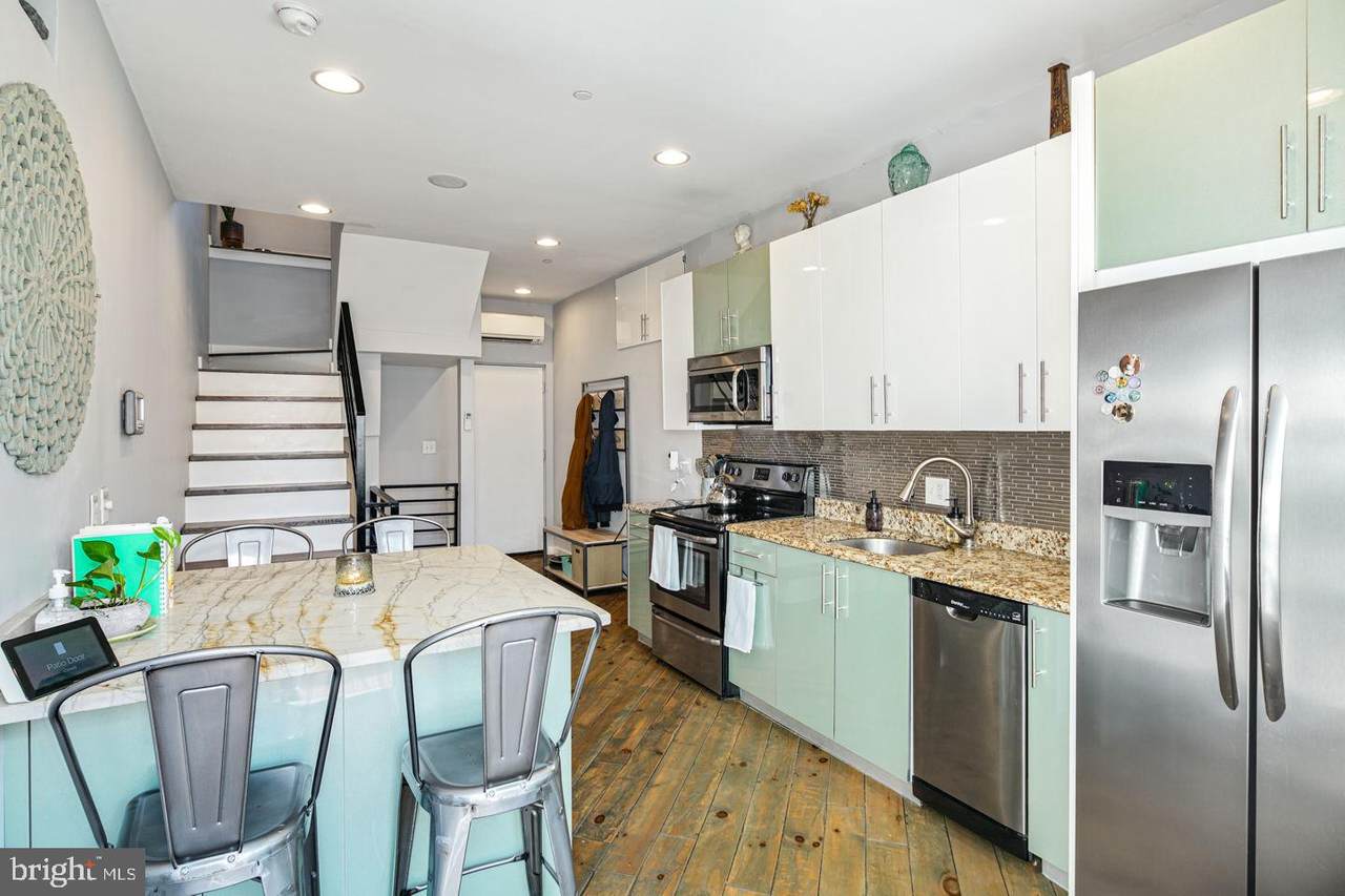 2109 Abigail Street - Photo 1