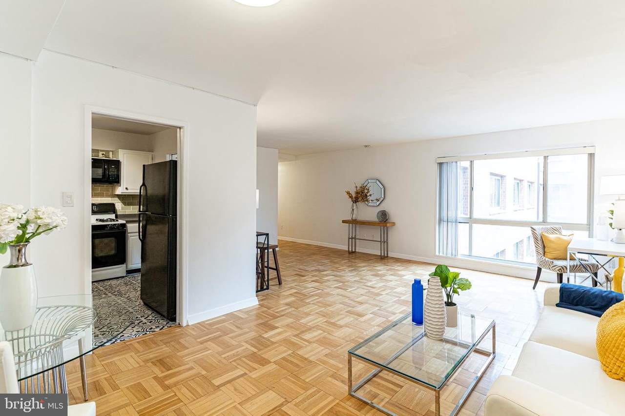 3900 Tunlaw Road - Photo 1
