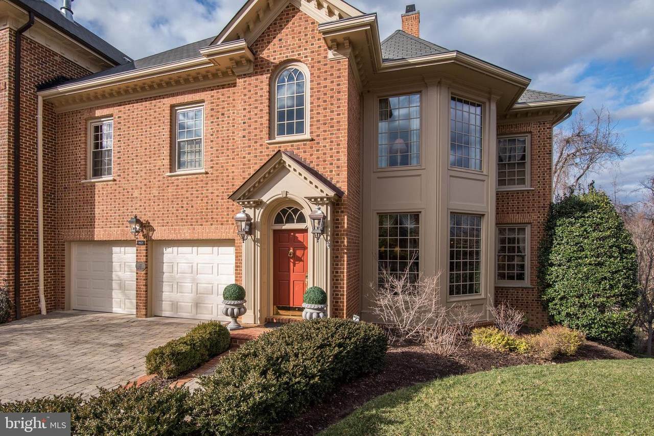 3823 Randolph Court - Photo 1