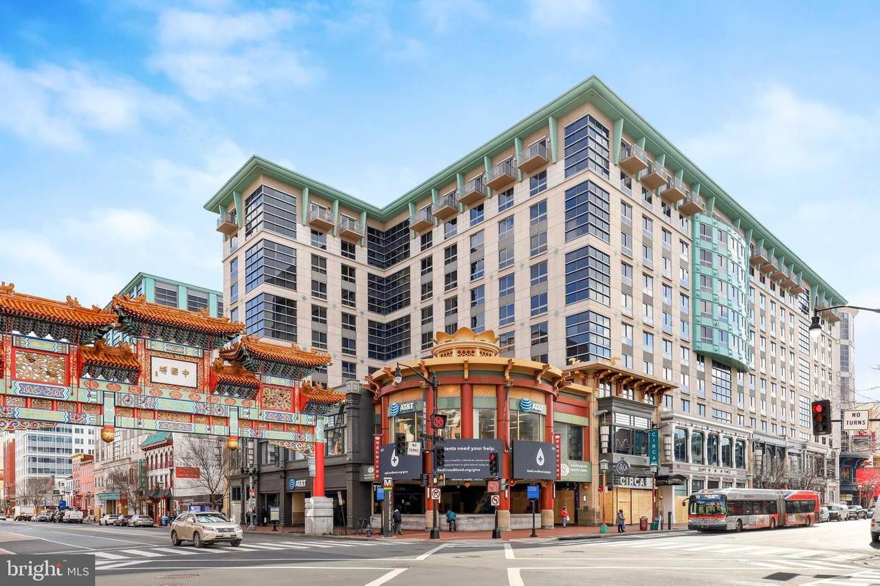 777 7TH Street - Photo 1