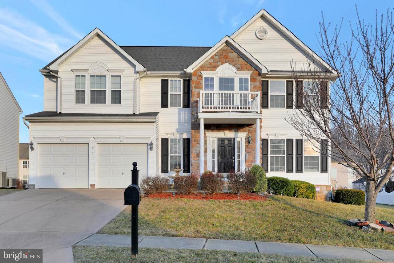121 Chagall Lane - Photo 1