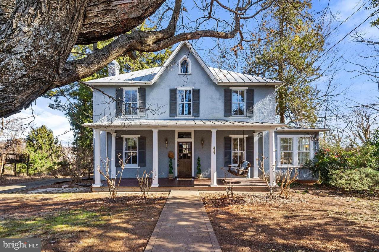 337 Falmouth Street - Photo 1