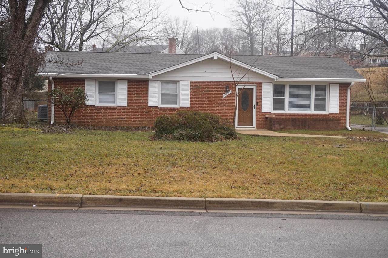 2805 Cricklewood Drive - Photo 1