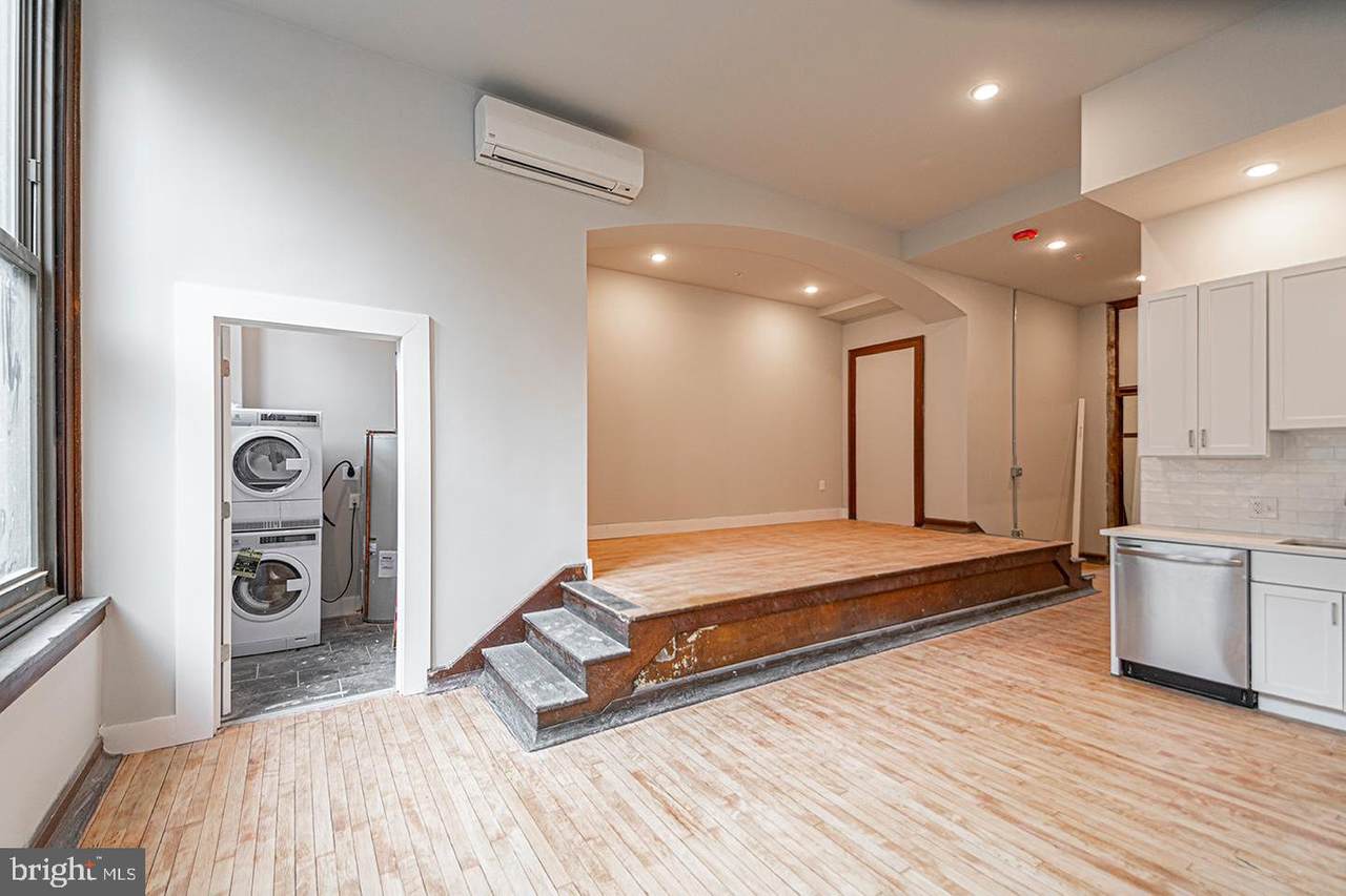 1300 19TH Street - Photo 1