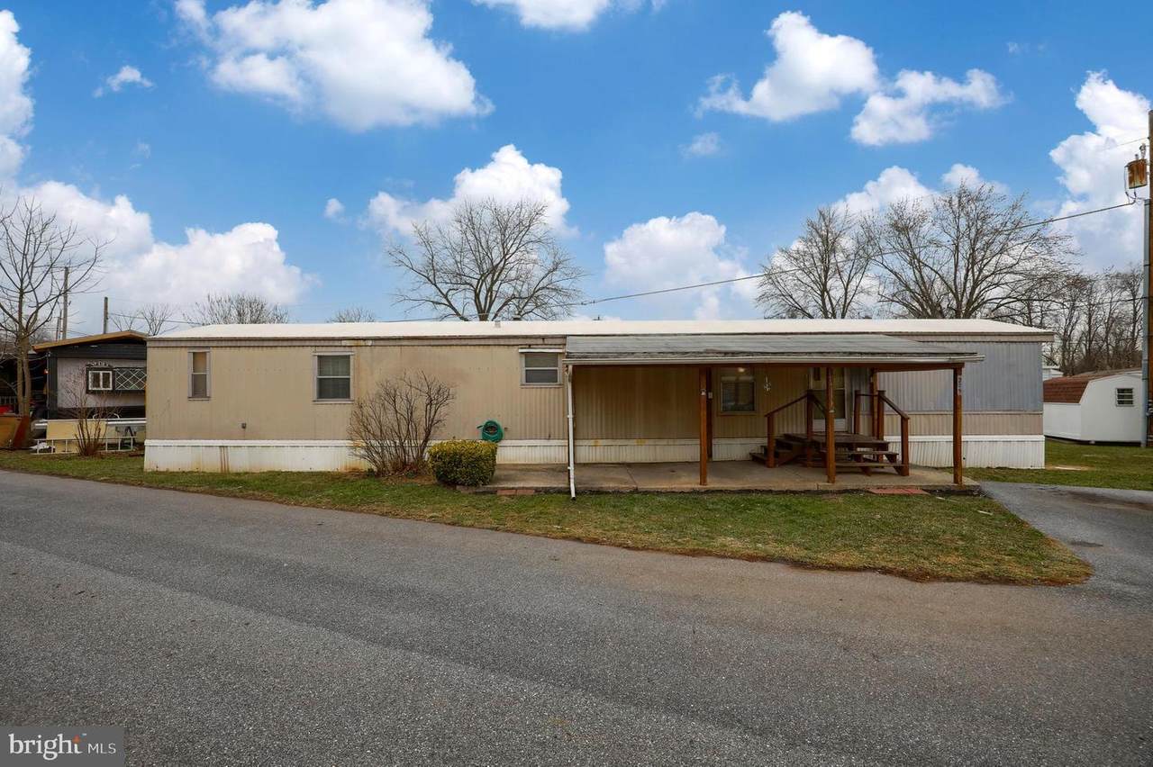 205 Eby Lane - Photo 1