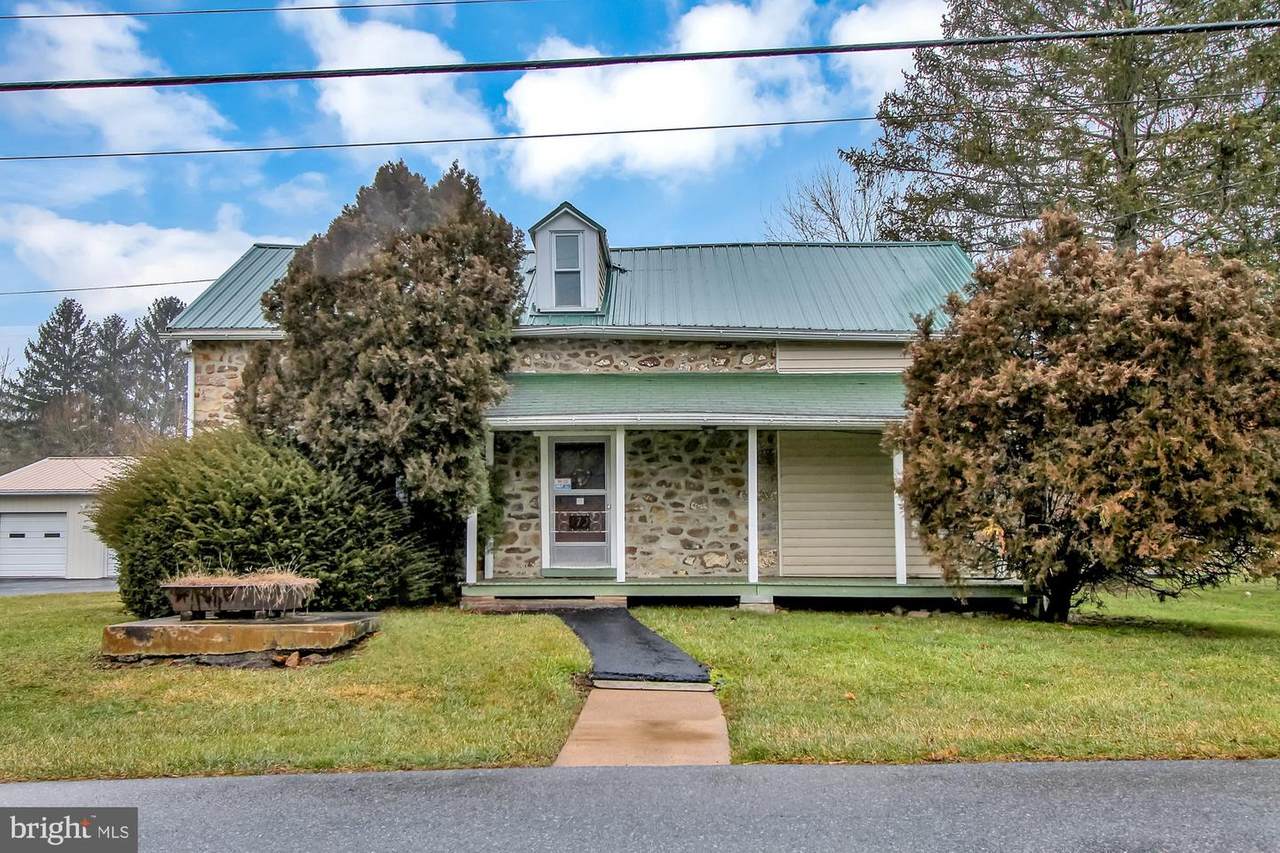 172 Water Street - Photo 1