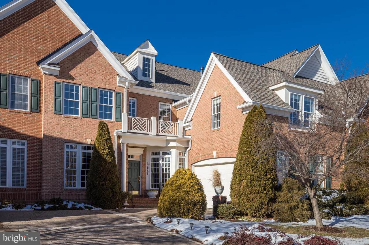 43658 Pierpoint Terrace - Photo 1