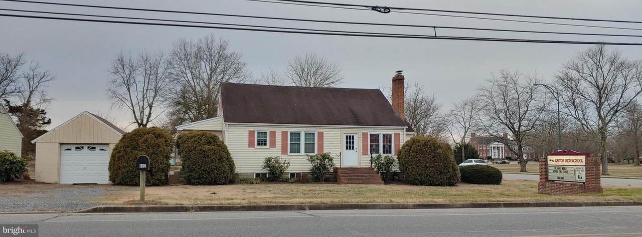 602 Dutchmans Lane - Photo 1