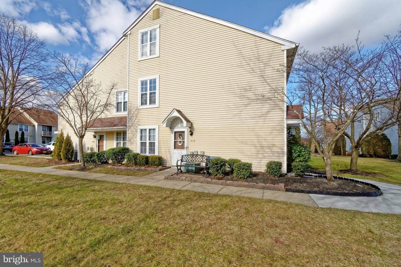 413 Paddock Court - Photo 1