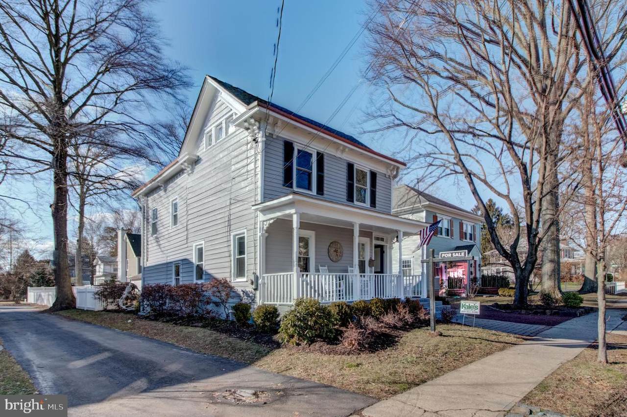 208 Main Street - Photo 1