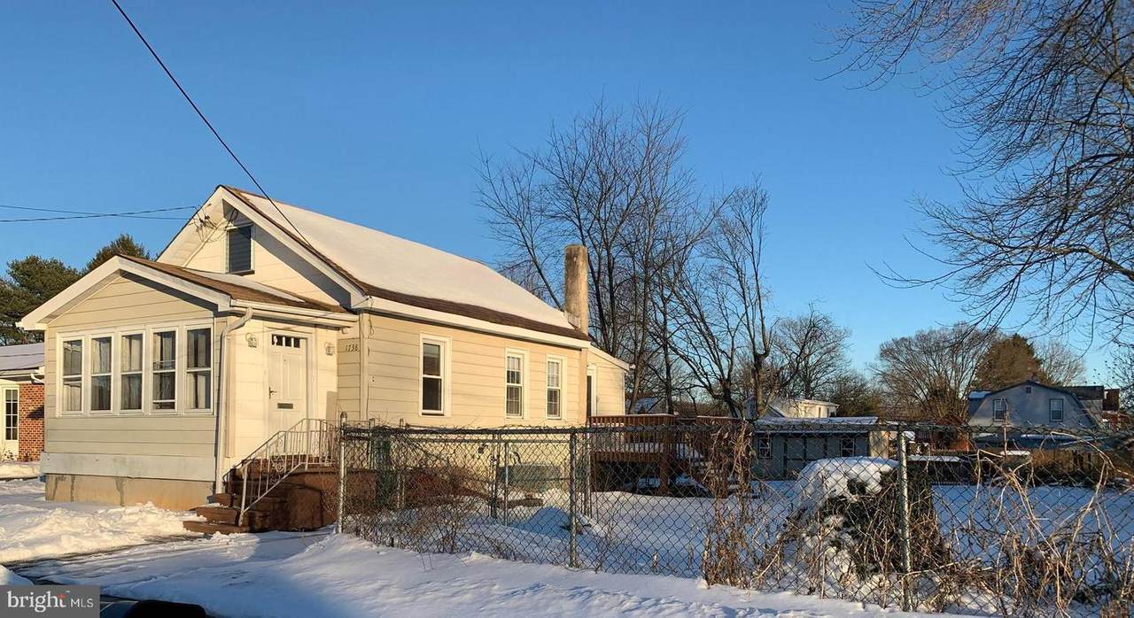 1738 7TH Street - Photo 1