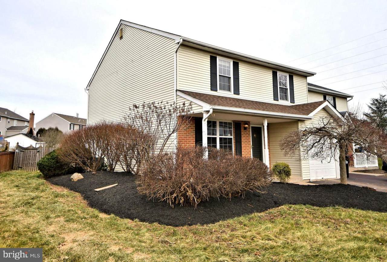 132 Winding Way - Photo 1