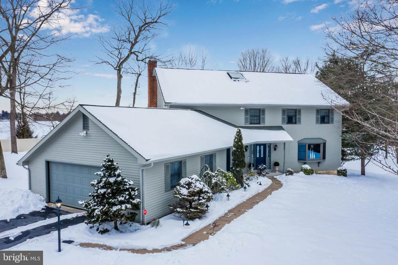 4713 Maple Shade Drive - Photo 1