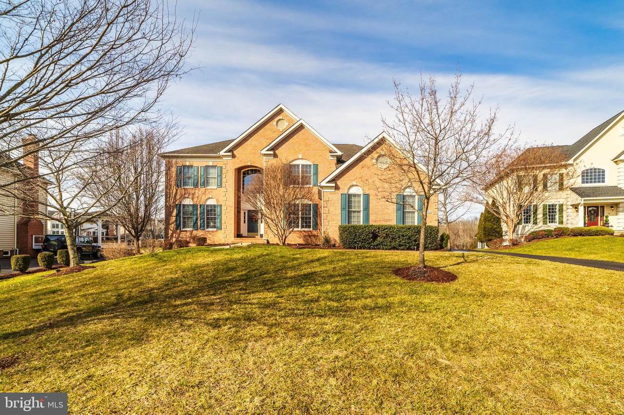 43404 Blantyre Court - Photo 1