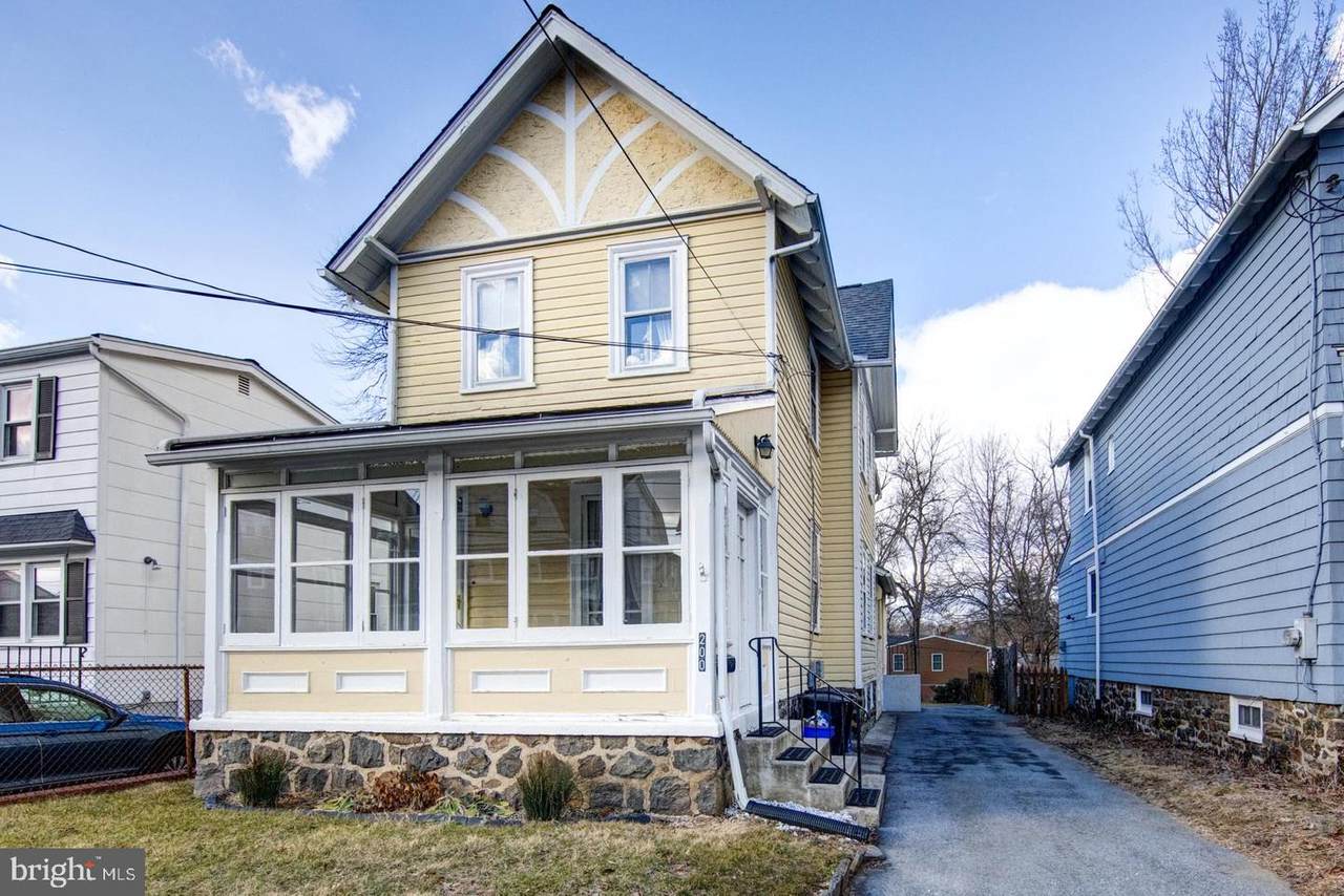 200 Lowrys Lane - Photo 1