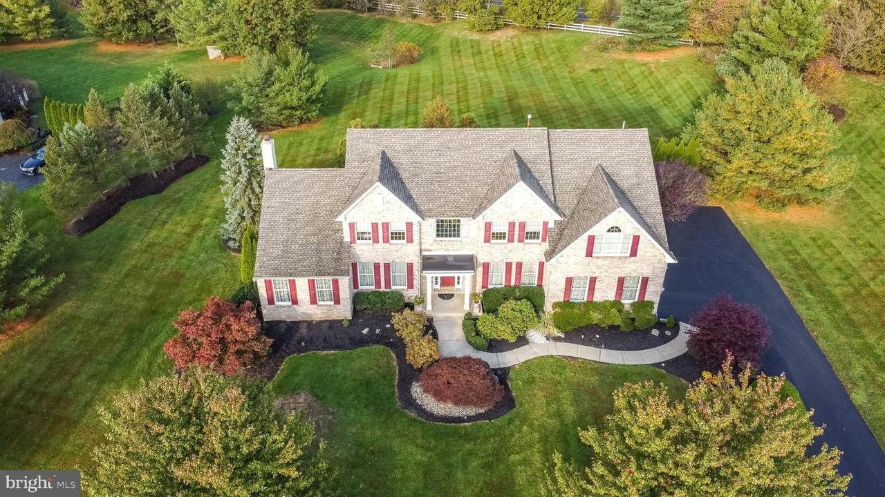 4561 Ridgetop Road - Photo 1