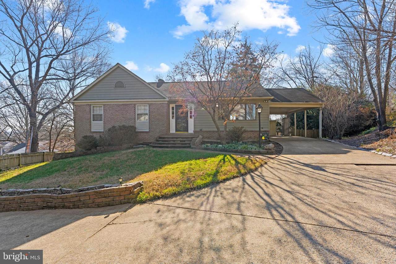6818 Stoneybrooke Lane - Photo 1