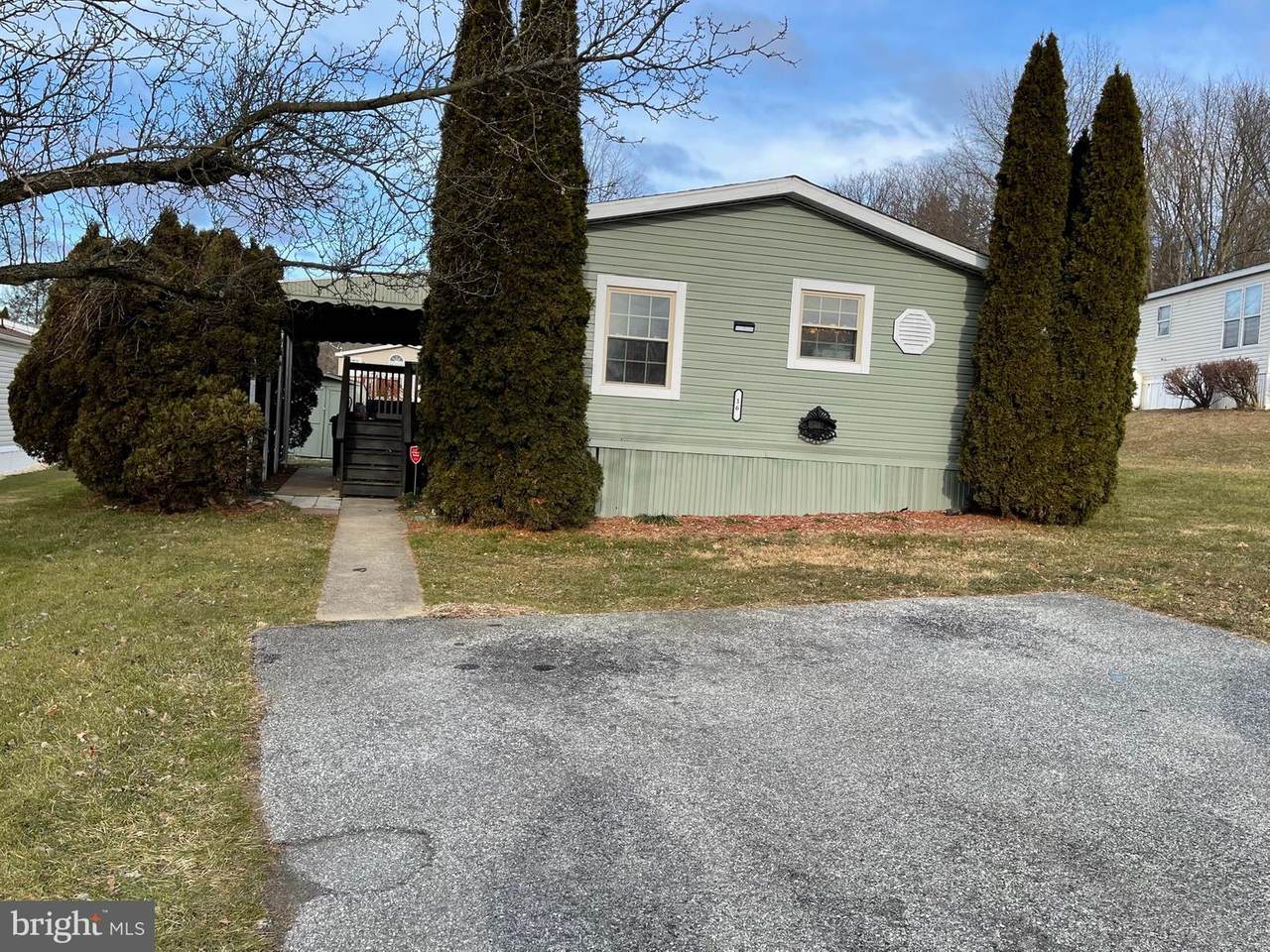16 Eagle Drive - Photo 1