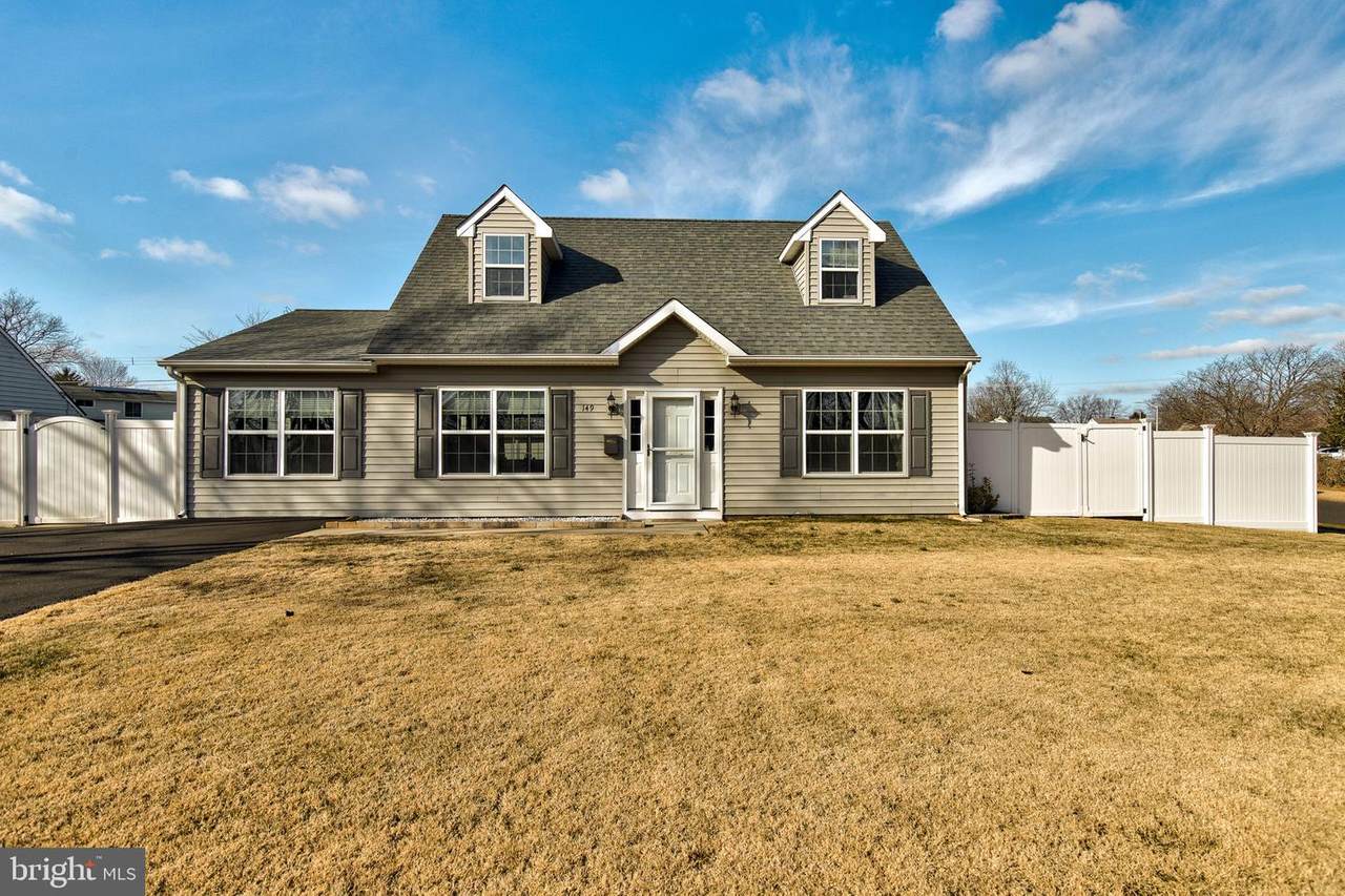 149 Kenwood Dr S - Photo 1