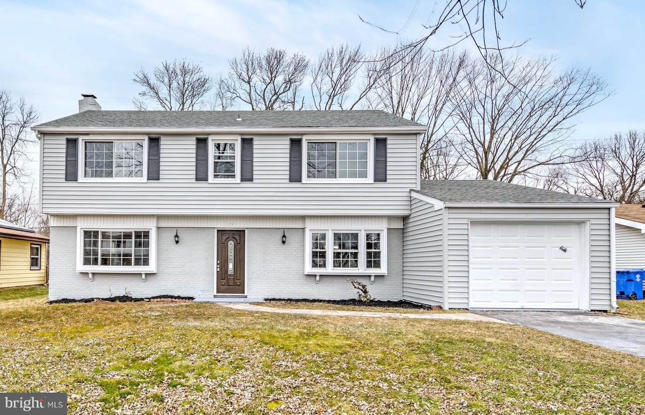 129 Harrington Circle - Photo 1