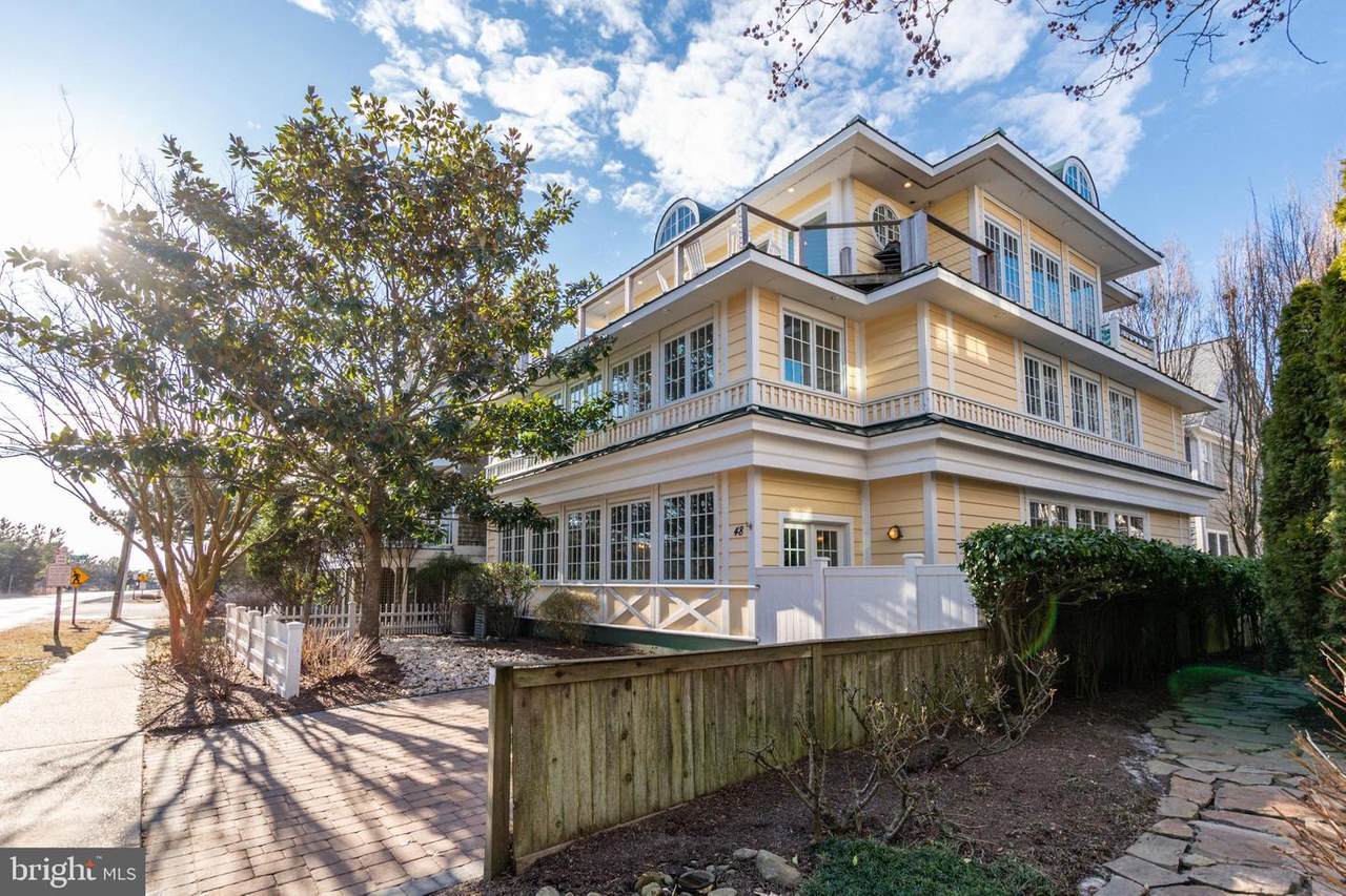 48 Surf Avenue - Photo 1