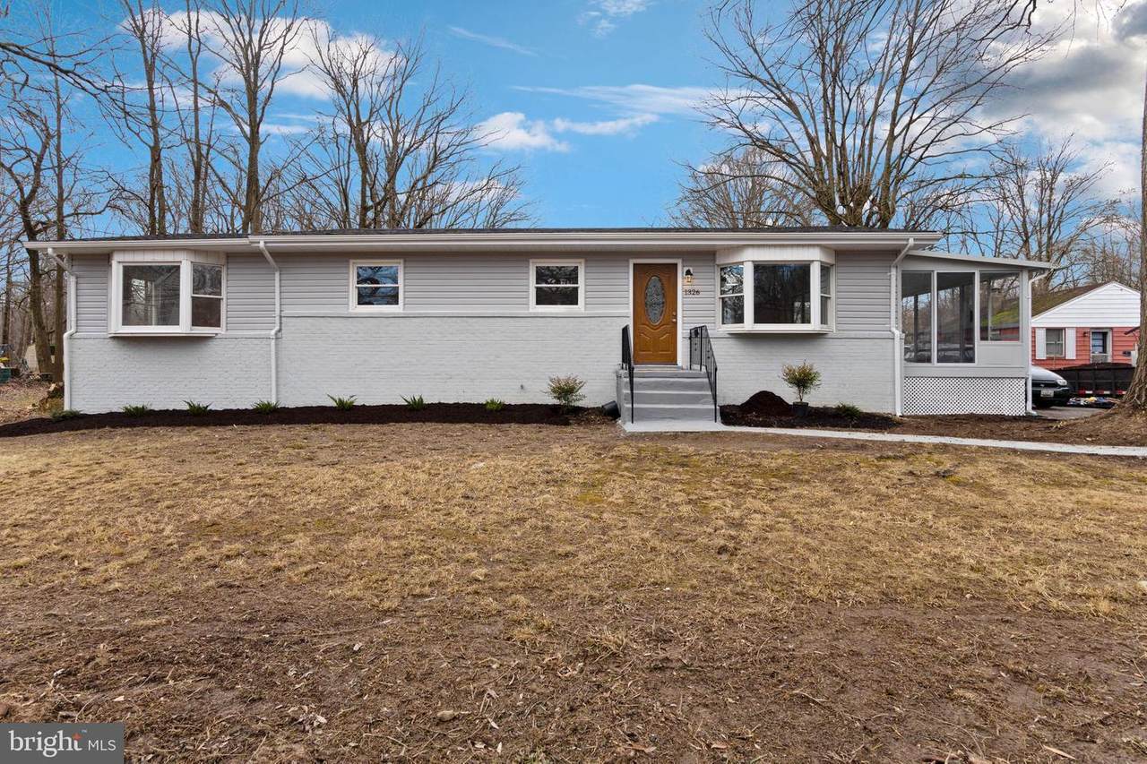 1326 Goodwood Avenue - Photo 1