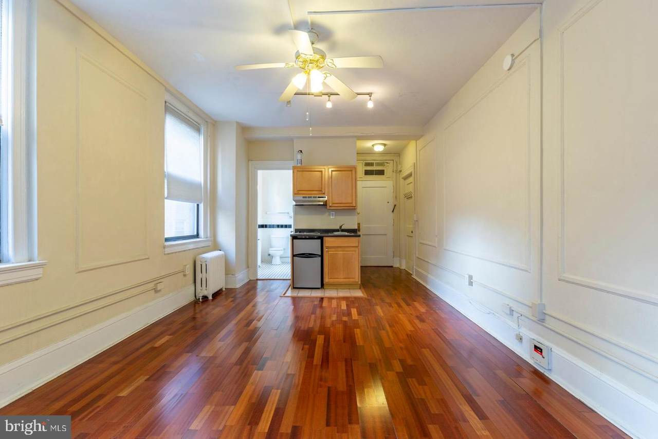 1324 Locust Street - Photo 1
