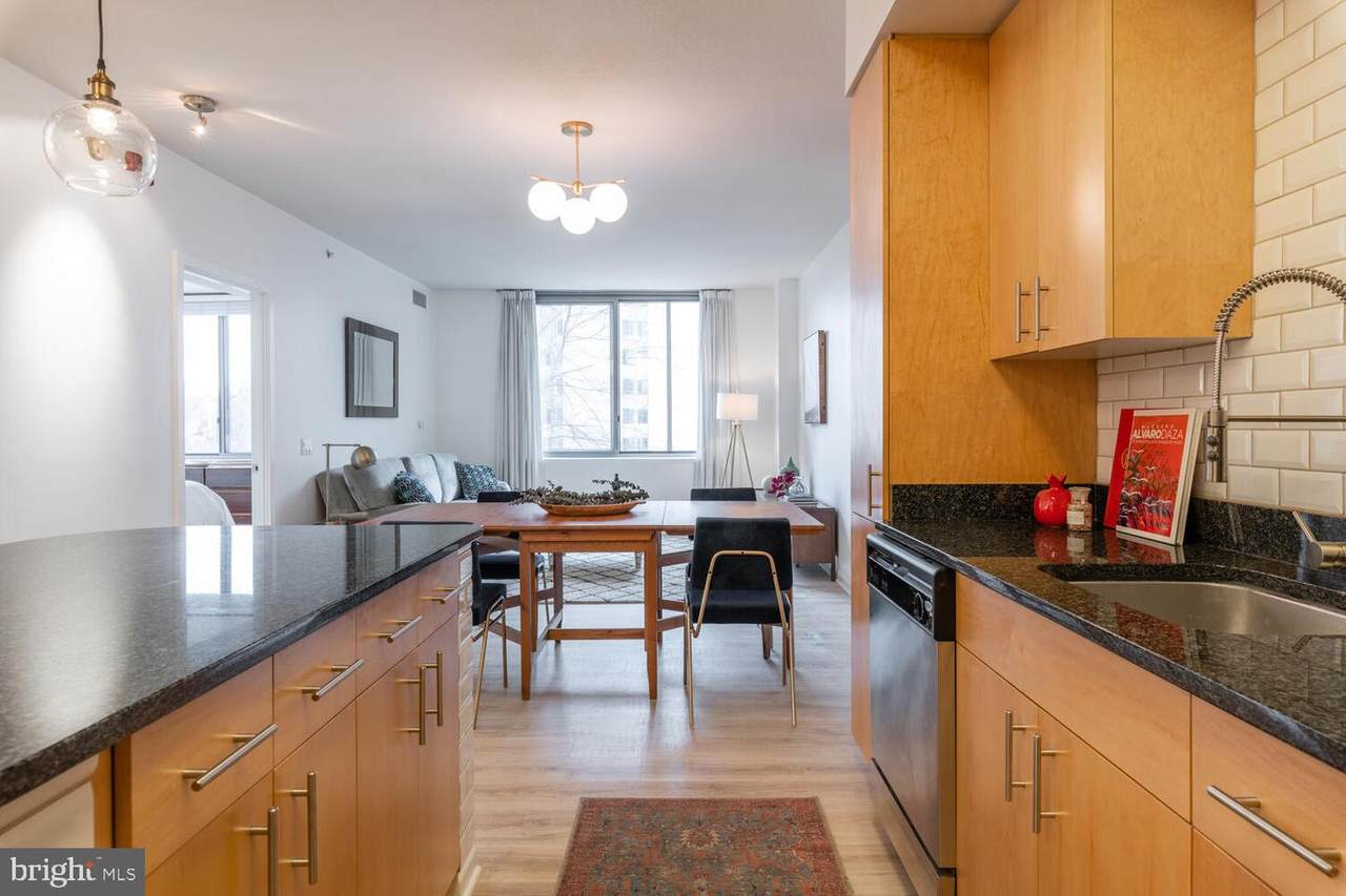 440 L Street - Photo 1