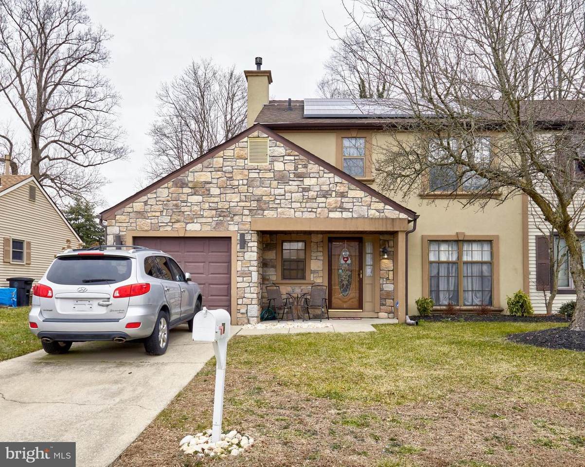 102 Woodvale Lane - Photo 1