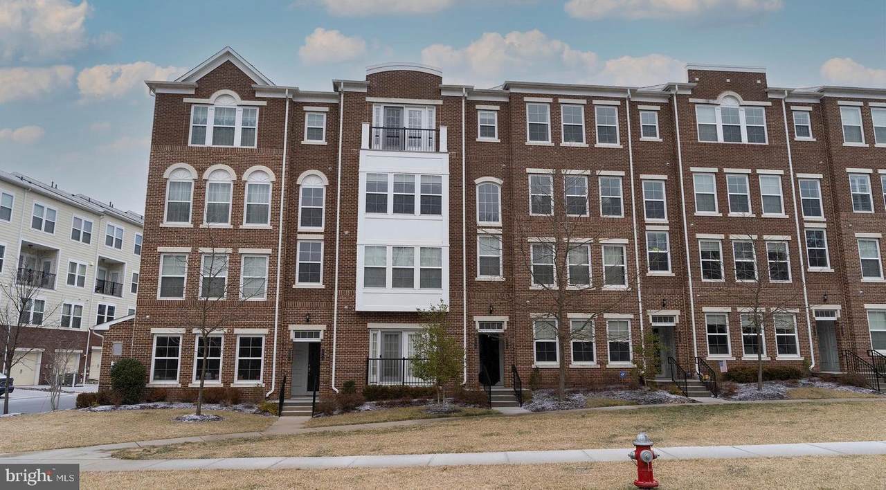 2986 Rittenhouse Circle - Photo 1