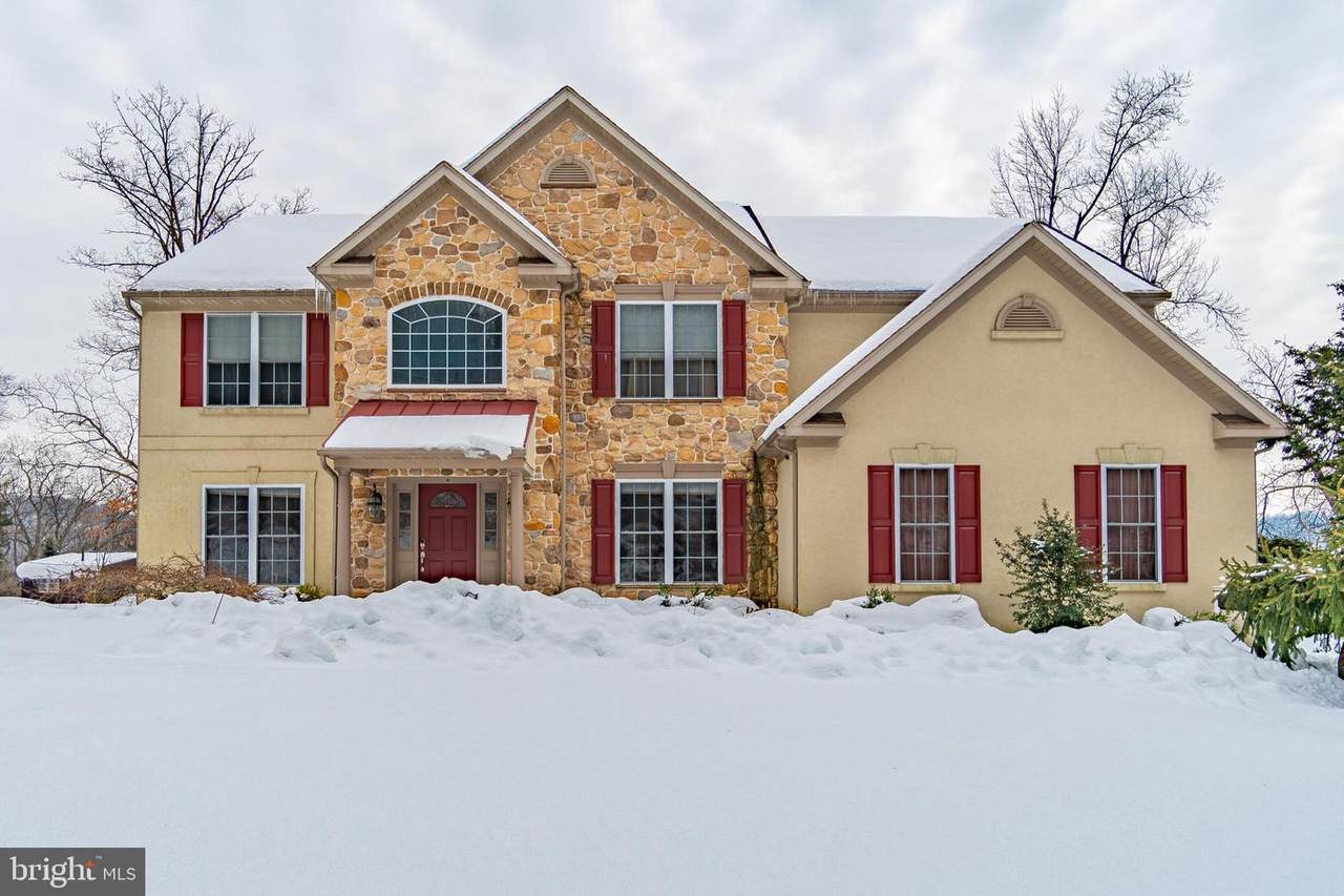 1712 Hill Road - Photo 1