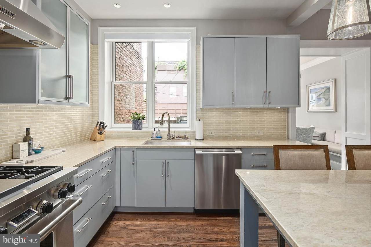 1708 Swann Street - Photo 1