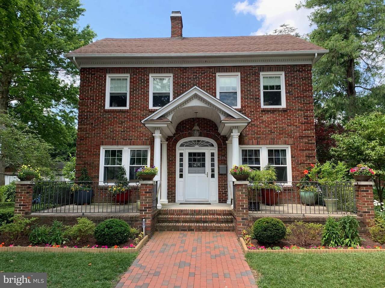 318 Bradford Street - Photo 1