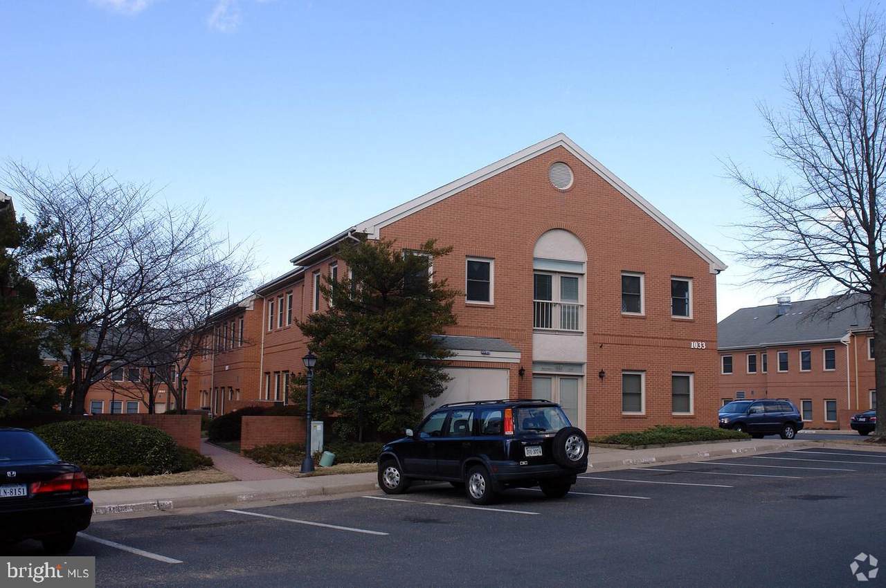 1033 Sterling Road - Photo 1