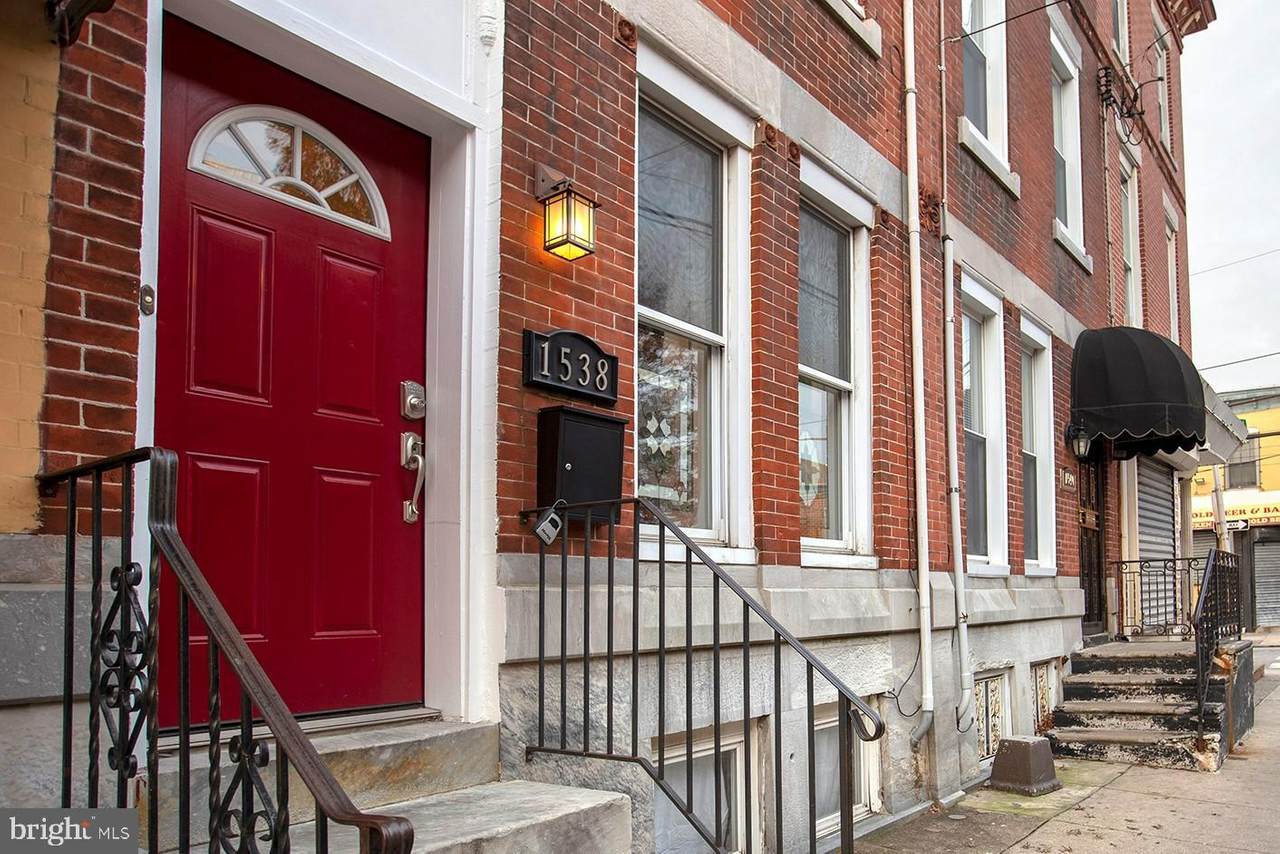 1538 Tasker Street - Photo 1