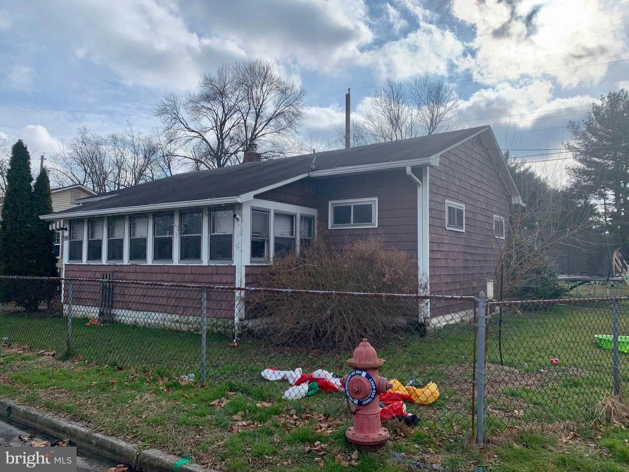 336 Ives Avenue - Photo 1