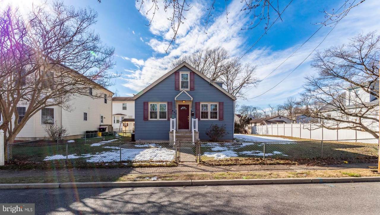 207 Wilson Avenue - Photo 1