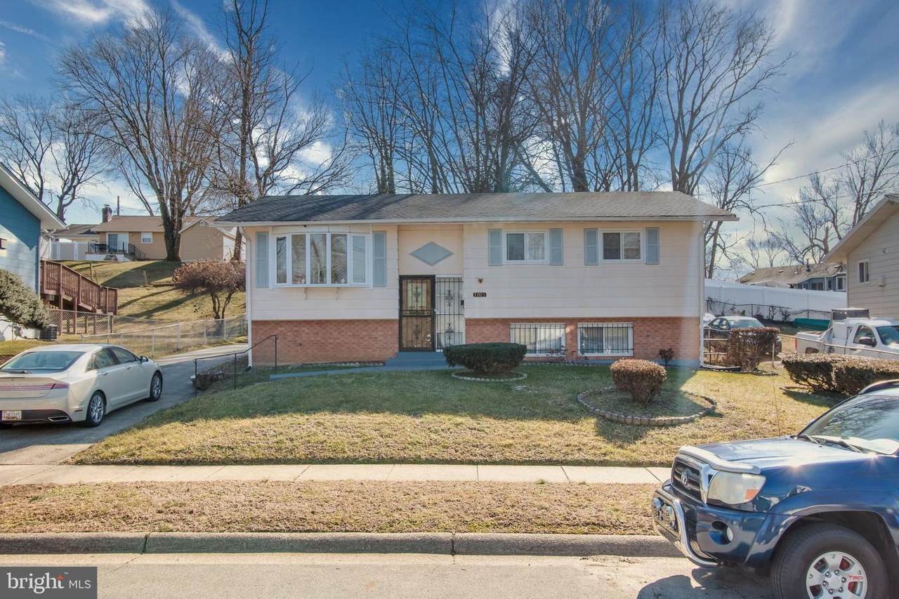 7005 Independence Street - Photo 1