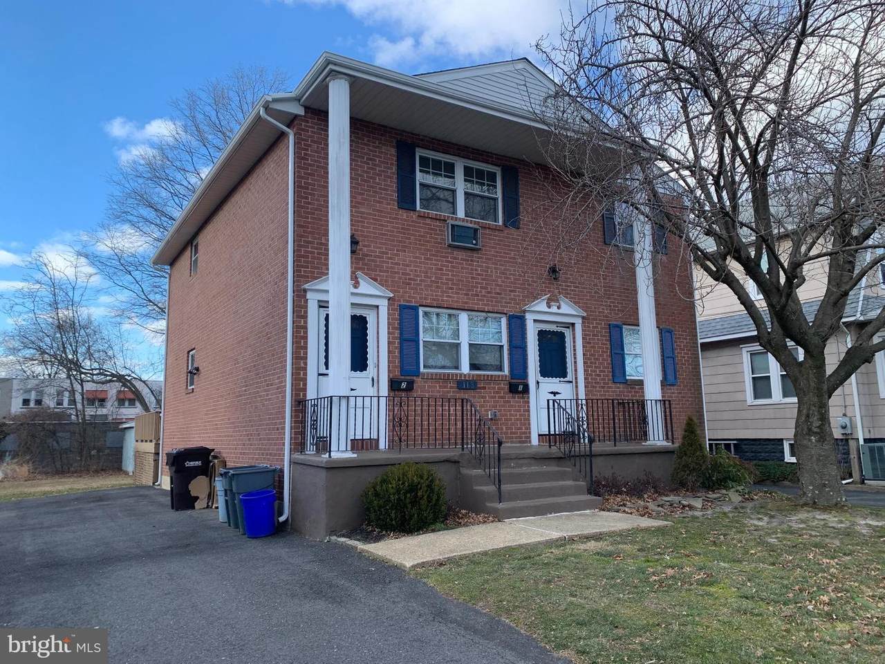 113 Conard Avenue - Photo 1