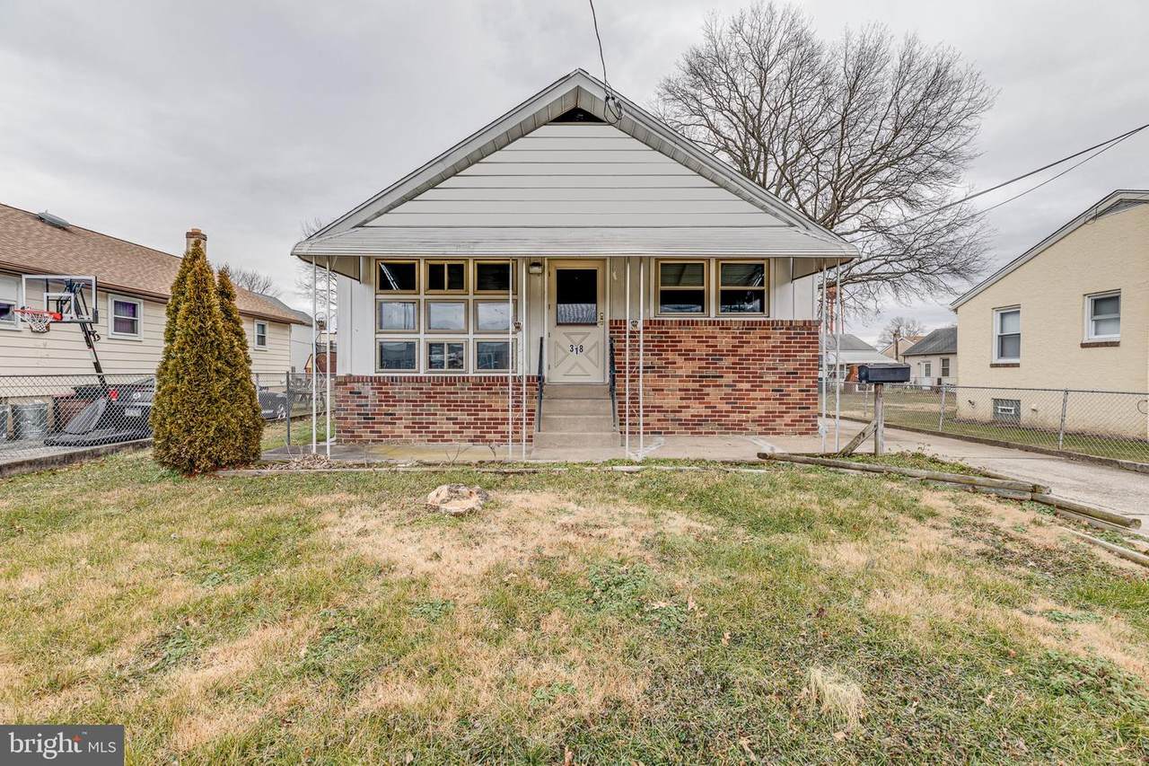 318 Bartram Avenue - Photo 1